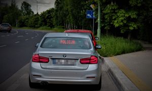 Więzienie za rażące przekroczenie limitu prędkości. Ustawa trafi do prezydenta