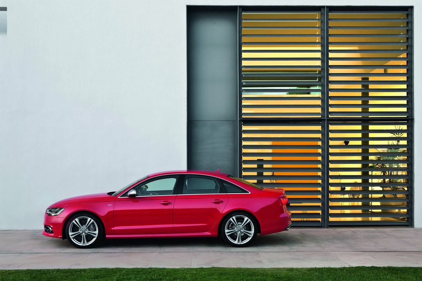 Audi-S6