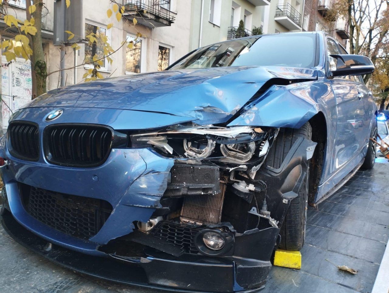 Lublin: Wyjeżdżała z miejsca parkingowego, nie zauważyła nadjeżdżającego BMW