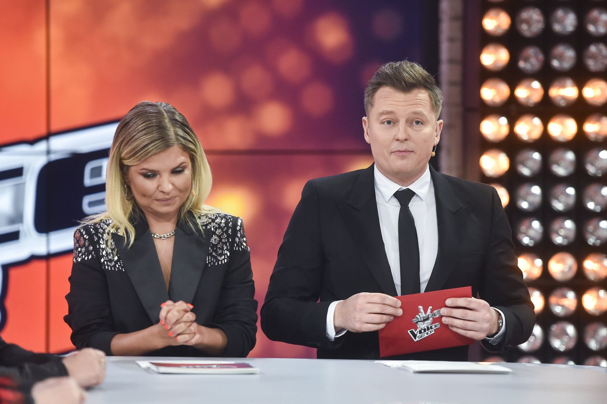 Marta Manowska i Rafał Brzozowski poprowadzili finał "The Voice Senior"