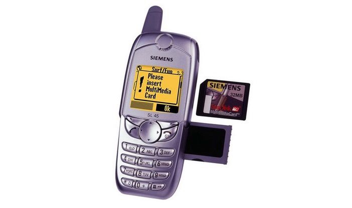 Podróż w czasie: Siemens SL45, czyli pierwsza komórka z MP3 3