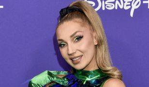 Cleo nad alpejskim potokiem. Gwiazda "The Voice Kids" kusi dekoltem