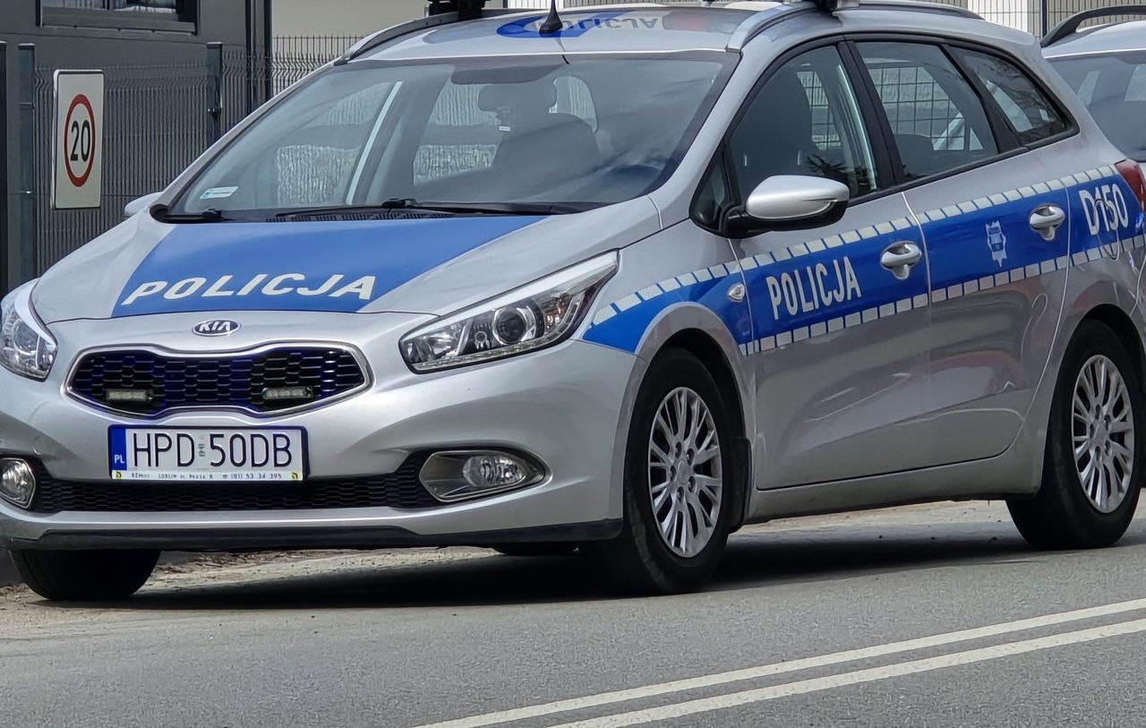 Policjant po służbie zatrzymał kierowcę z sądowym zakazem