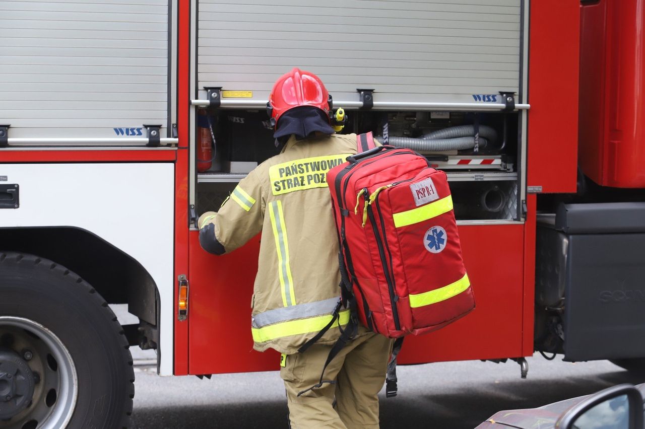 Chełm: Pożar domu. Trwa akcja. Cztery osoby są poszkodowane