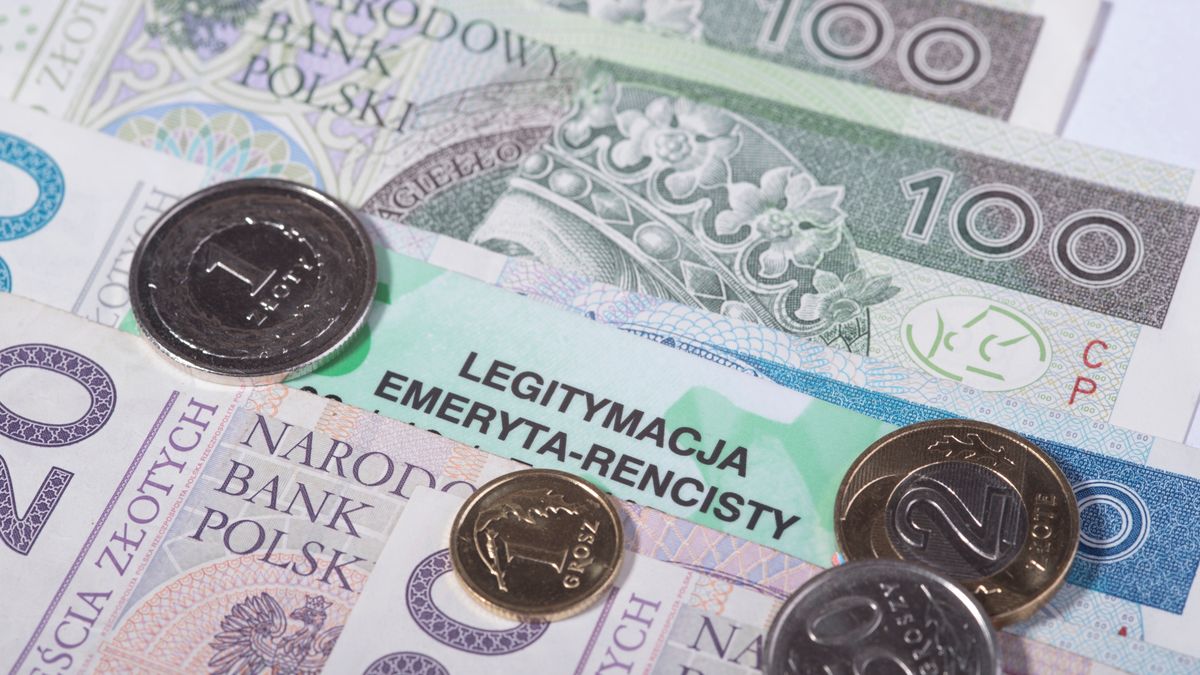 ZUS; emeryci; renciści; seniorzy; emerytury