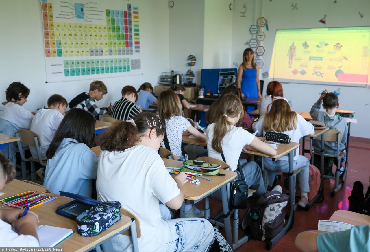 Nauczyciele nie dostaną wyrównań za 4 miesiące. Projekt trafił do Sejmu