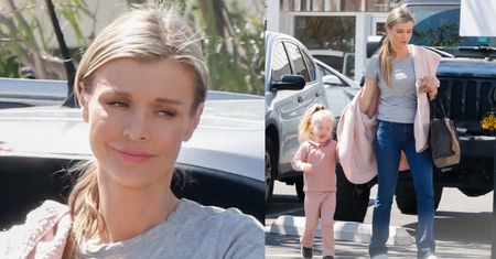 Przybita Joanna Krupa prezentuje pozbawioną obrączki dłoń na zakupach z córką (ZDJĘCIA)