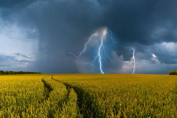 Pomorze: Uwaga na burze. Ostrzeżenie IMGW
