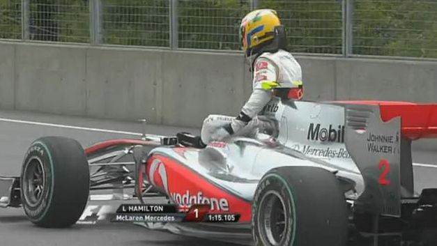 Epic fail Lewisa Hamiltona, czyli kryzys w F1 [wideo] 1