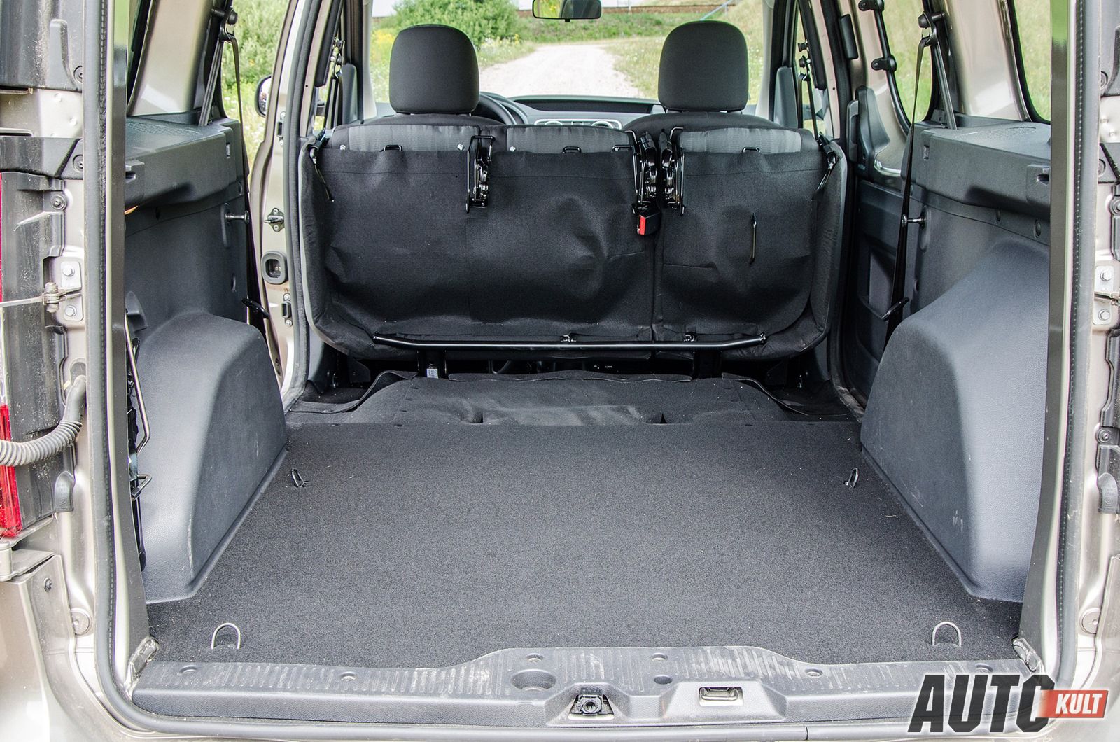Dacia Dokker Laureate 1,5 dCi 90 – test [galeria] 20