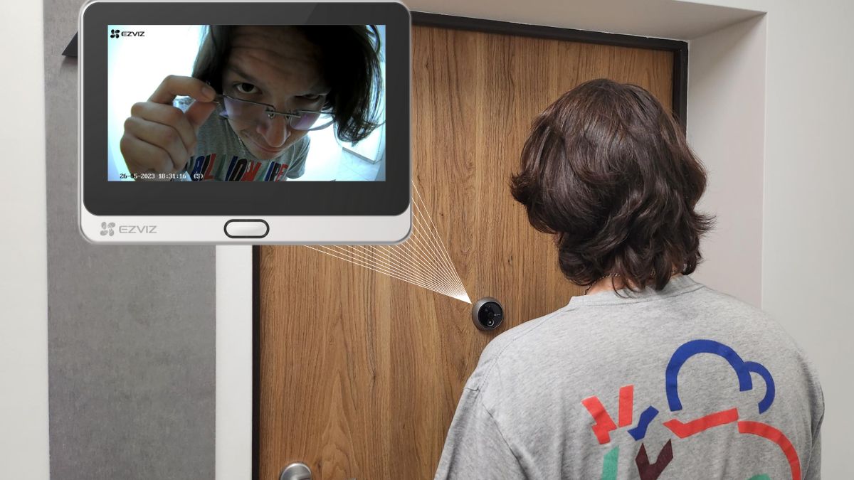 EZVIZ DP2C łączy kamerę z wizjerem i dzwonek do drzwi