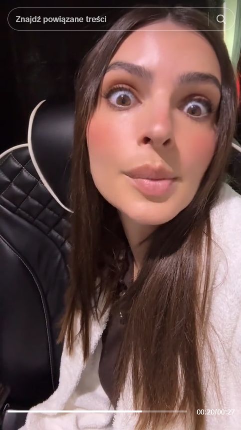 Emily Ratajkowski
