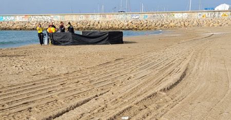 Hiszpania. Ciało dziecka bez głowy na plaży. Są pierwsze ustalenia