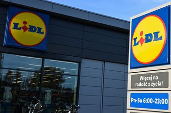 Lidl rusza z nowymi promocjami. Ser, masło i mięso w niższych cenach