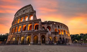 Podświetlone Koloseum. Tak uczczono pamięć o Ofiarach Holokaustu