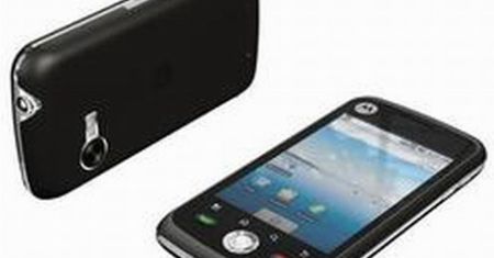 Motorola XT502 (Greco) z Androidem już wkrótce