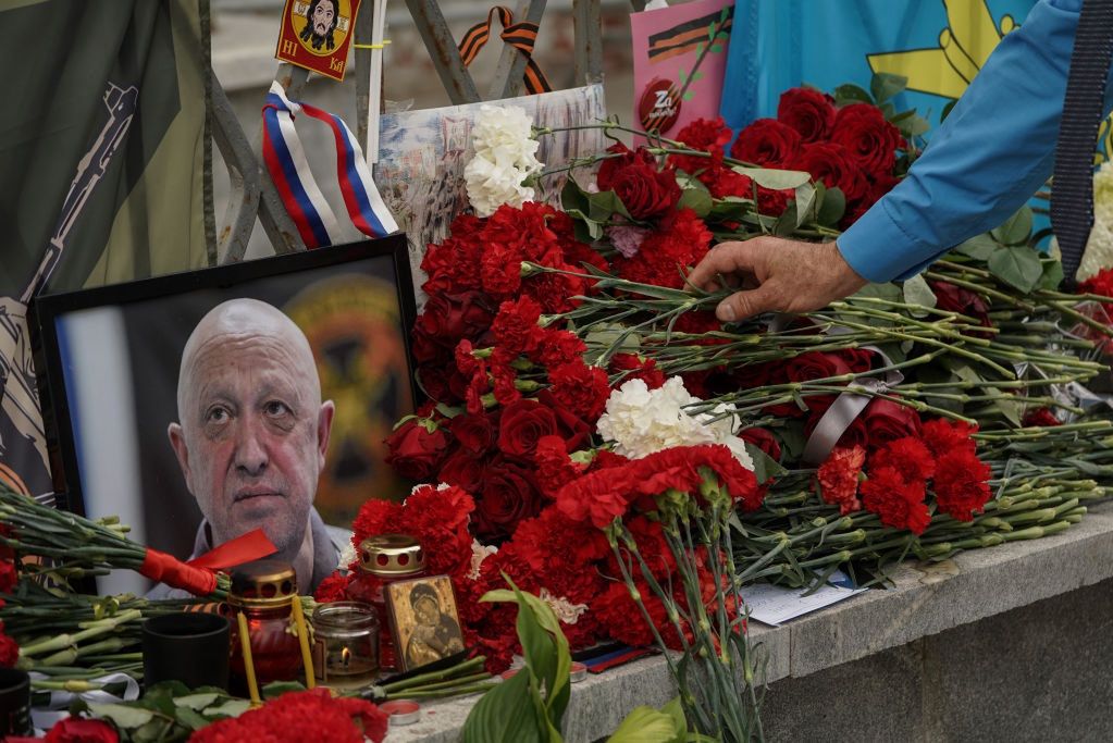 Eugene Prigozhin, together with Dmitry Utkin and other Wagnerians, died in a helicopter crash.