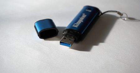 Sędzia ukradł pendrive. Mówi, że to kleptomania