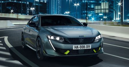 Peugeot 508 Sport Engineered - hybryda z pazurem. Dosłownie!