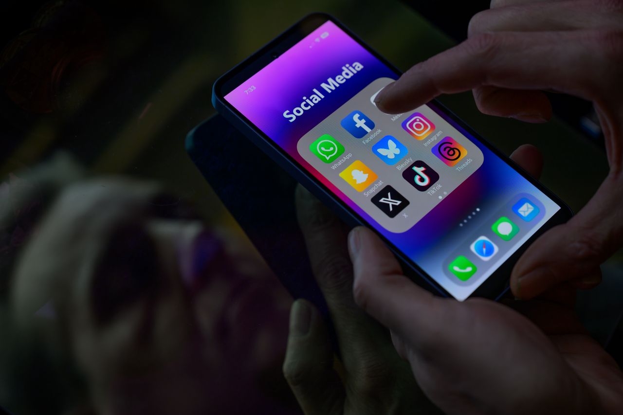 Zdecydowali się na zablokowanie Facebooka. Podali powody