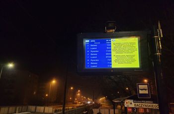 Bydgoszcz: Awaria trwa. Zmiana tras tramwajów i komunikacja zastępcza