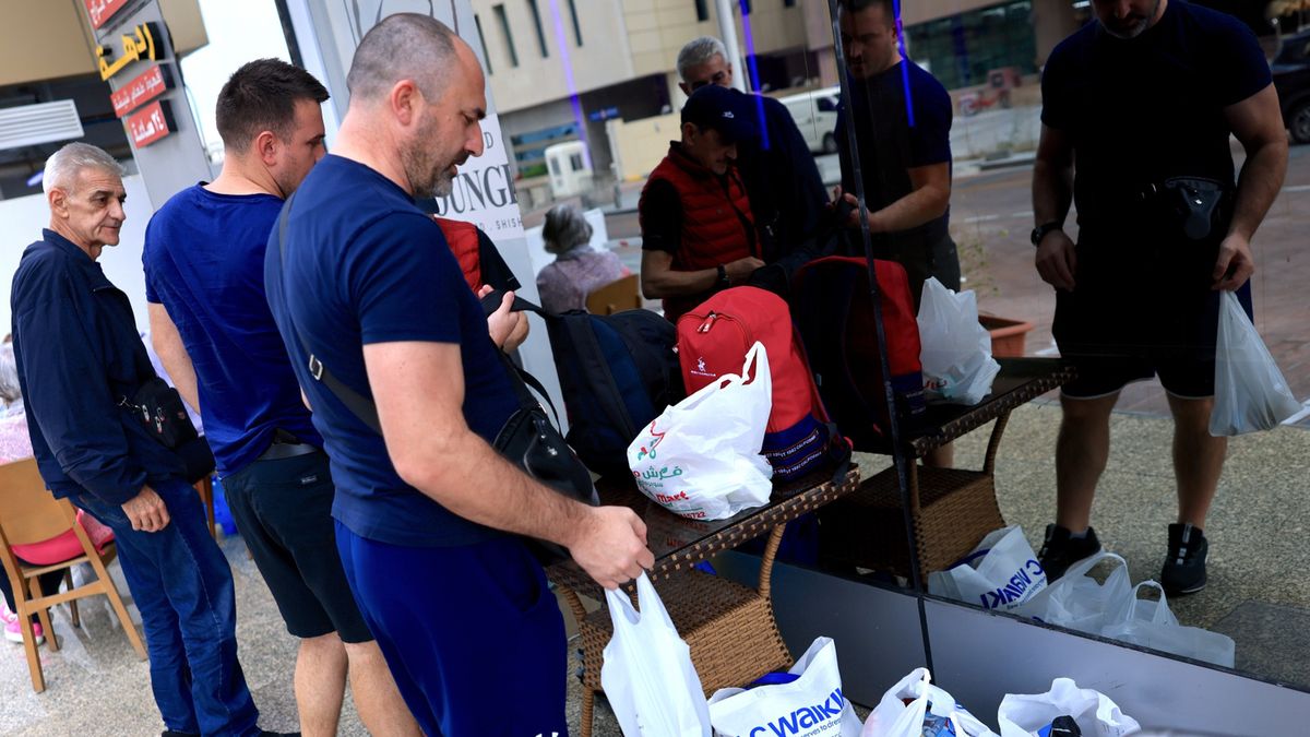 Na bliskowschodnich lotniskach utknęło tysiące osób