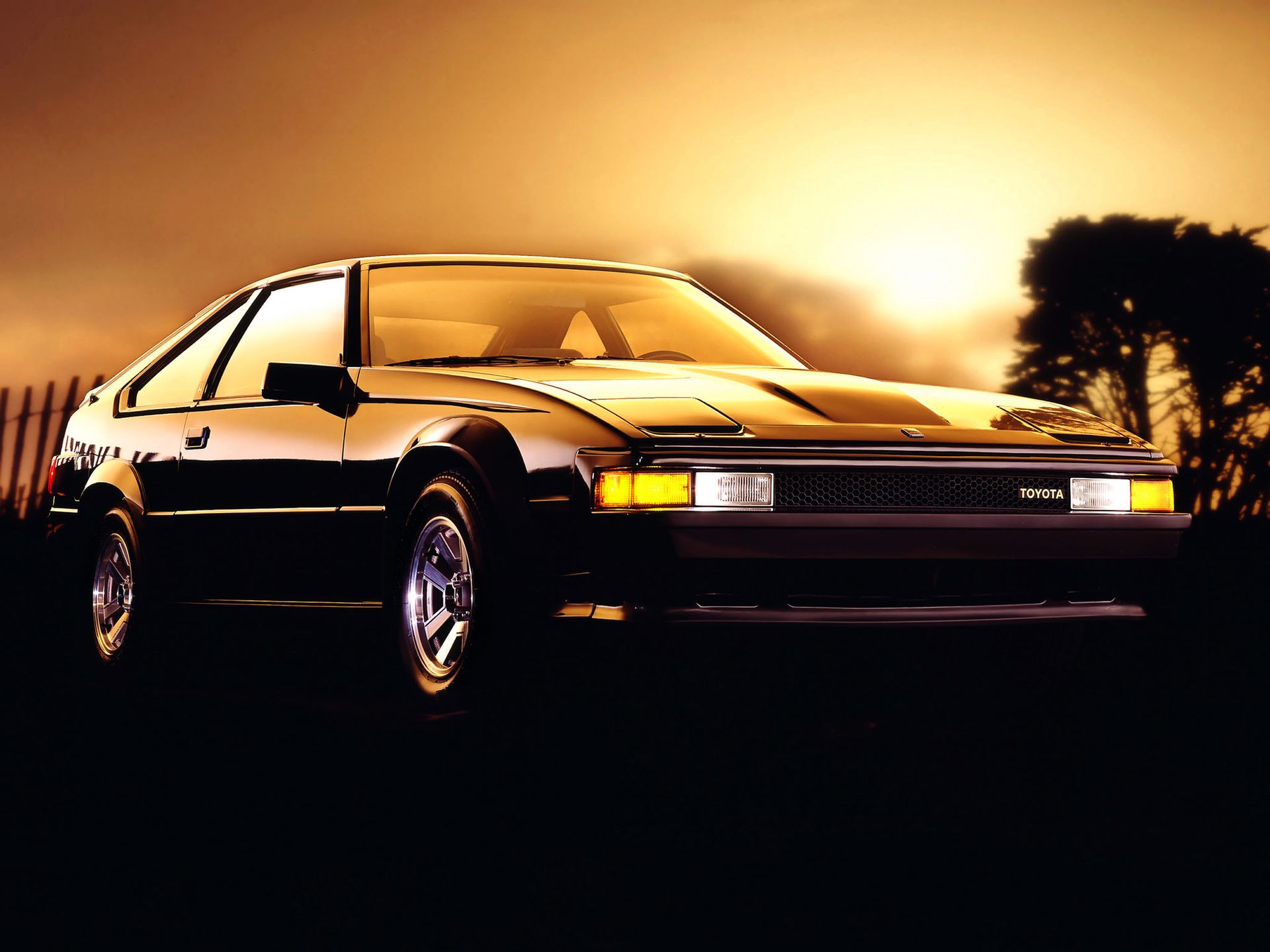 Toyota Supra (1978-2002) - ewolucja japońskiej legendy [galeria zdjęć] 11