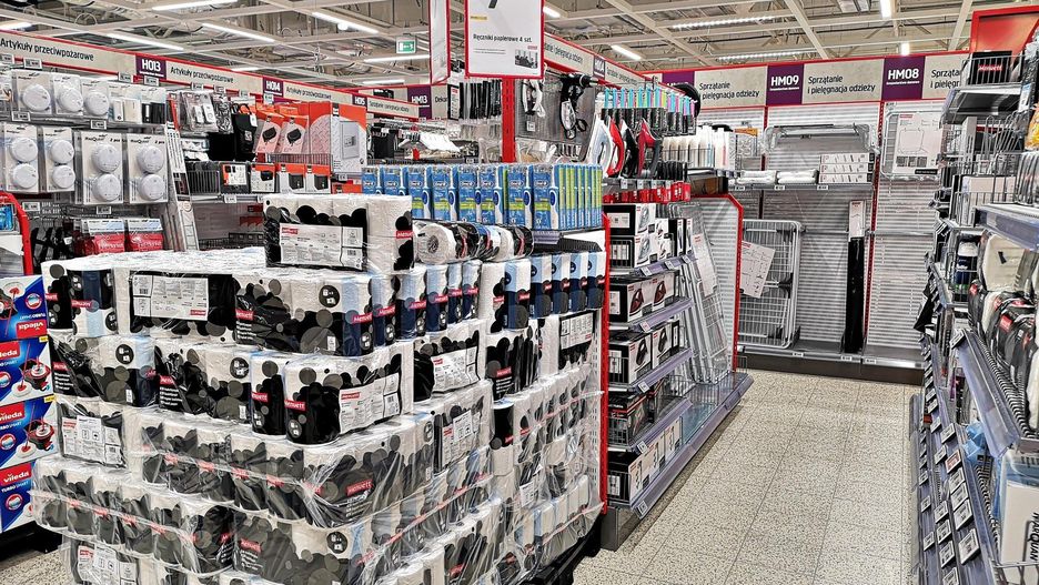 Optymizm firm handlowych na IV kwartał rośnie, choć wielu przedsiębiorców nadal mierzy się z barierami kosztowymi i niepewnością konsumencką.