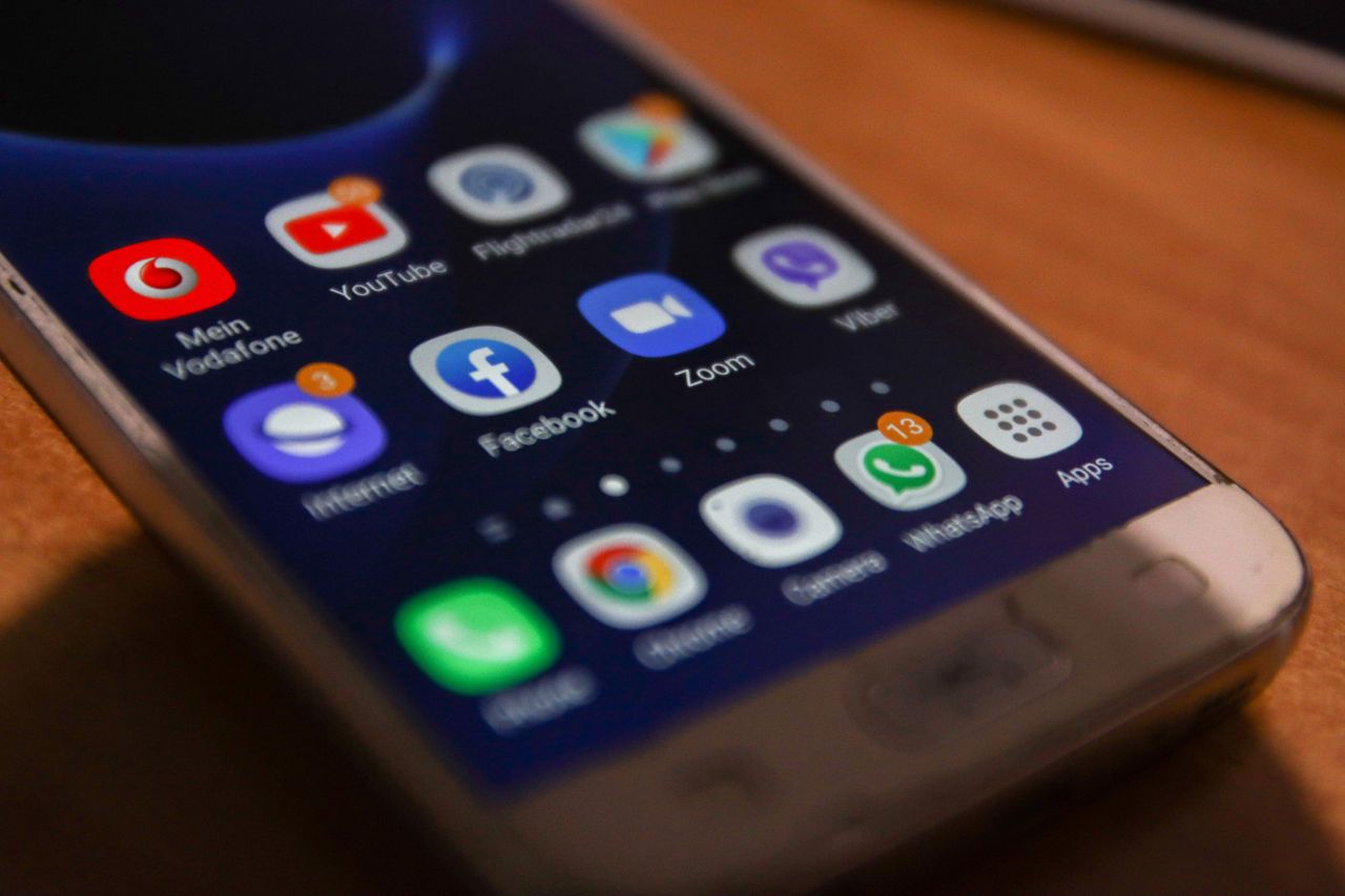 Smartphone warning: Delete these dangerous apps now