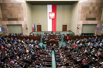 Jawne majątki rodzin polityków. UODO: "Niezgodne z rozporządzeniem"