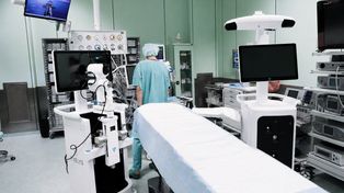 Szpital Świętej Trójcy w Płocku z robotem VELYS. Nowoczesna technologia wesprze operacje kolana