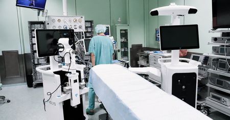 Szpital Świętej Trójcy w Płocku z robotem VELYS. Nowoczesna technologia wesprze operacje kolana