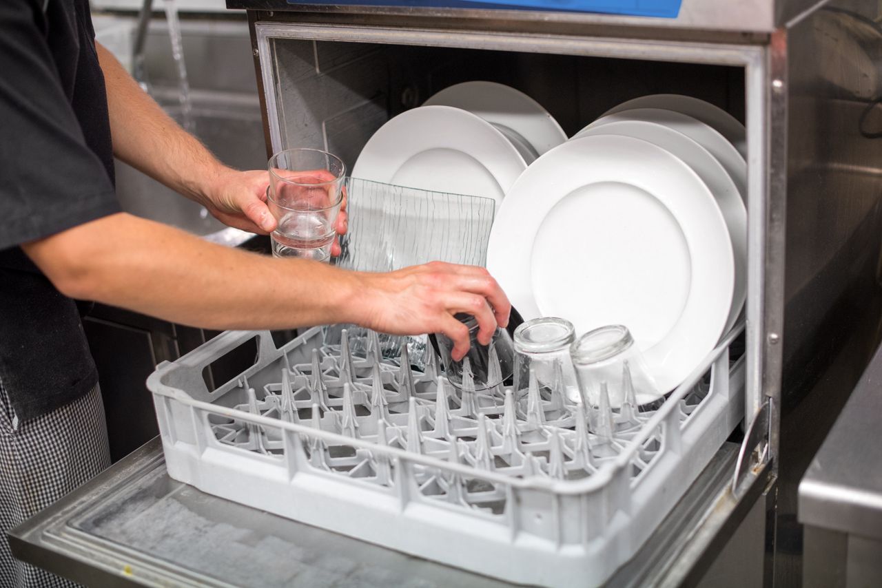 Decoding the mystery of cloudy dishware: hard water, improper cycles and proper cleaning