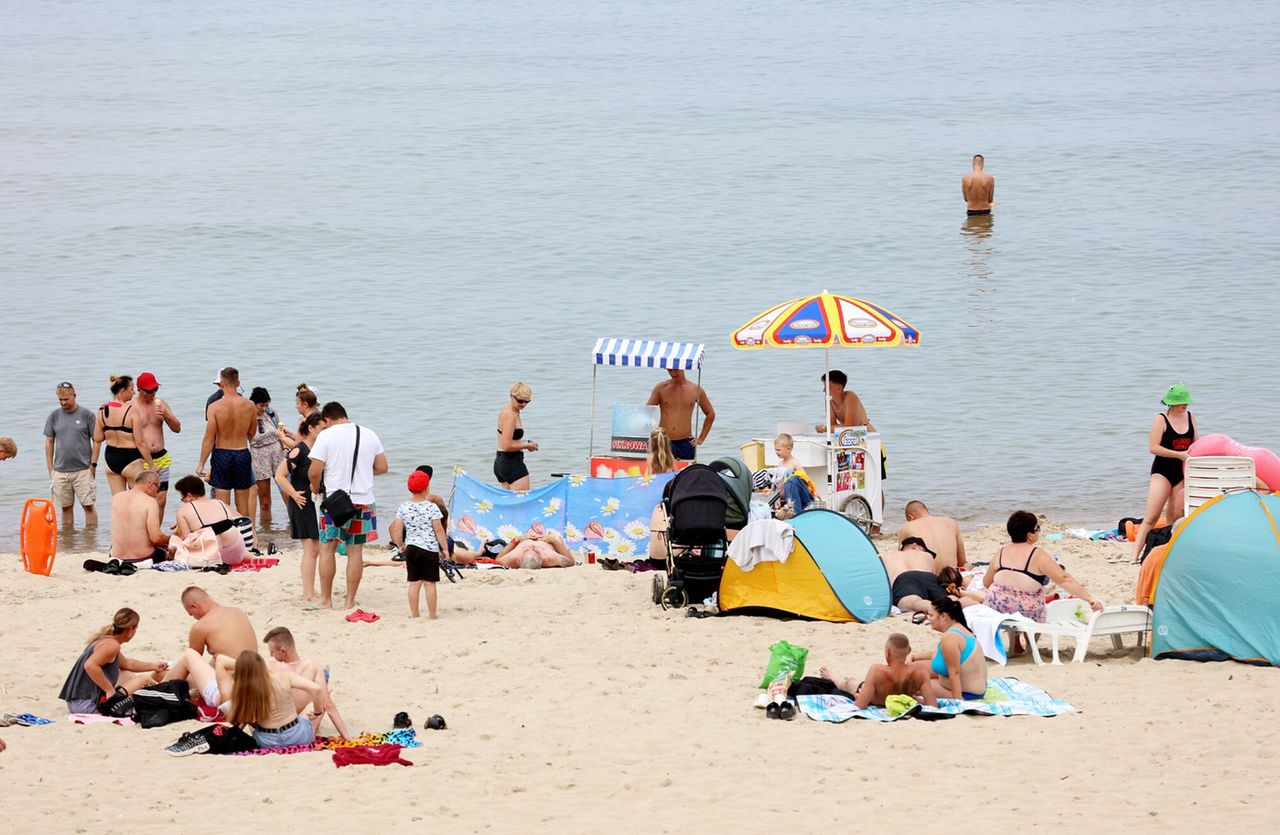 Zmarł na plaży w Stegnie. Prokuratura wszczyna postępowanie