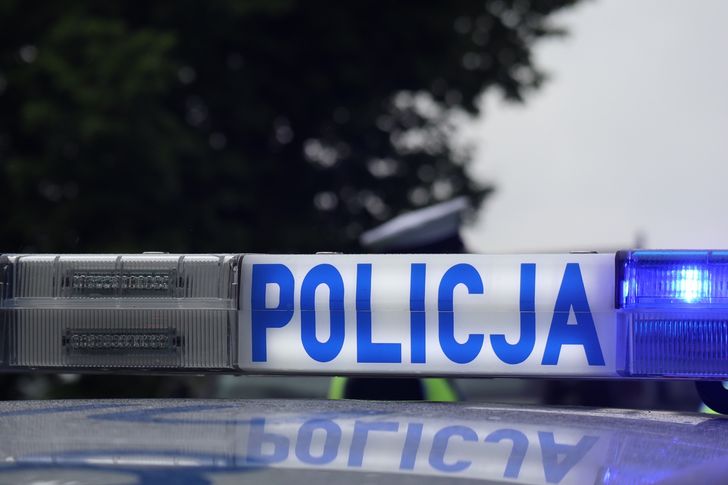 Ojciec podejrzany o skrzywdzenie dwóch córek. Śledczy sprawdzają, czy ofiar może być więcej
