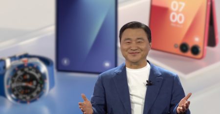 Samsung zasypie nas smartfonami, smartwatchami i... okularami (?). Jest data premiery nowych urządzeń