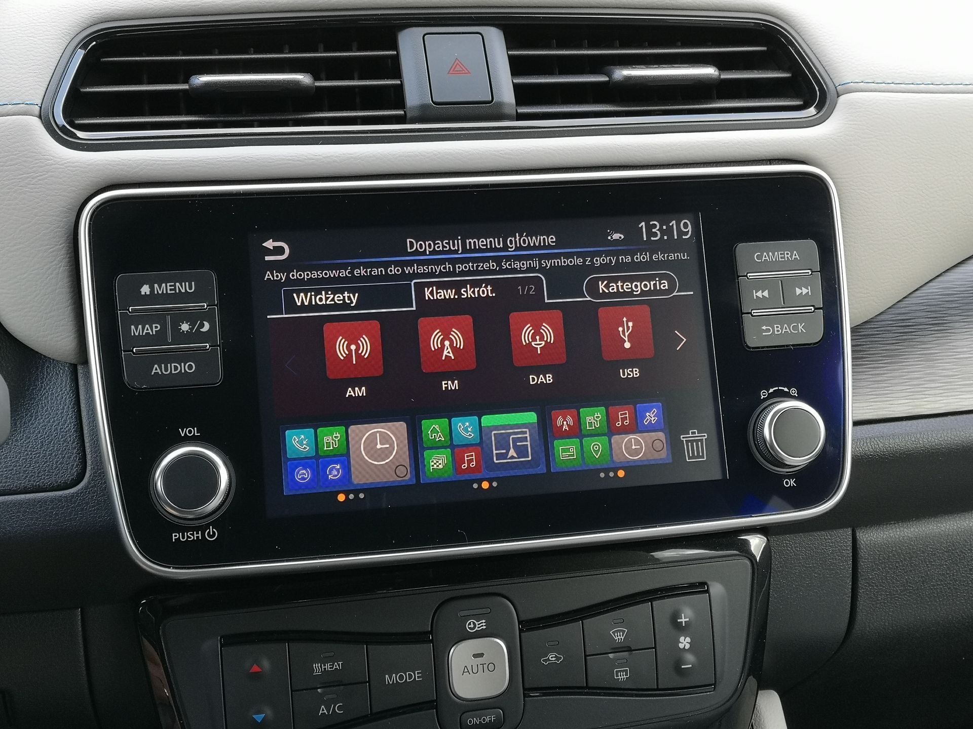 Nissan Leaf e+: Systemy wsparcia kierowcy, zarządzania energią oraz audio Bose 12