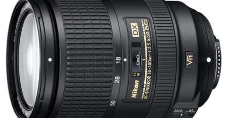 AF-S Nikkor 18-300mm f/3,5-5,6G ED DX VR niechcący ujawniony