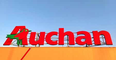 Popularne suplementy wycofywane ze sprzedaży. Komunikat Auchan