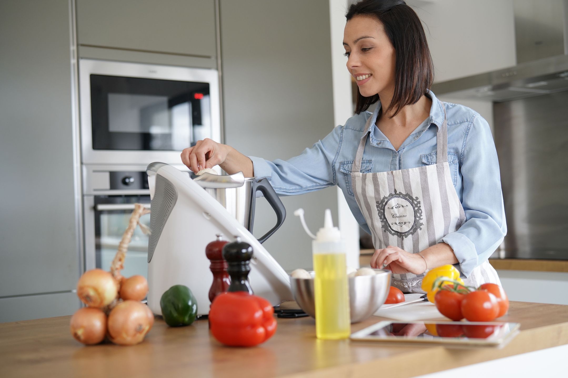 Woman using kitchen robot to prepare dinner
kitchen, cook, cooking, food, woman, girl, brunette, kitchen robot, food processor, cook robot, cooker, preparing, fixing, dinner, dish, recipe, modern, indoors, lifestyle, one person, people, kitchen, cook, cooking, food, woman, girl, brunette, kitchen robot, food processor, cook robot, cooker, preparing, fixing, dinner, dish, recipe, modern, indoors, lifestyle, one person, people