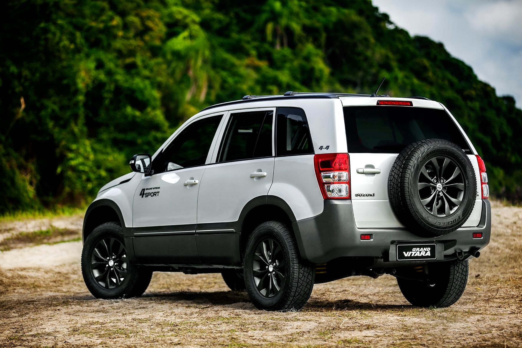 Suzuki Grand Vitara 7