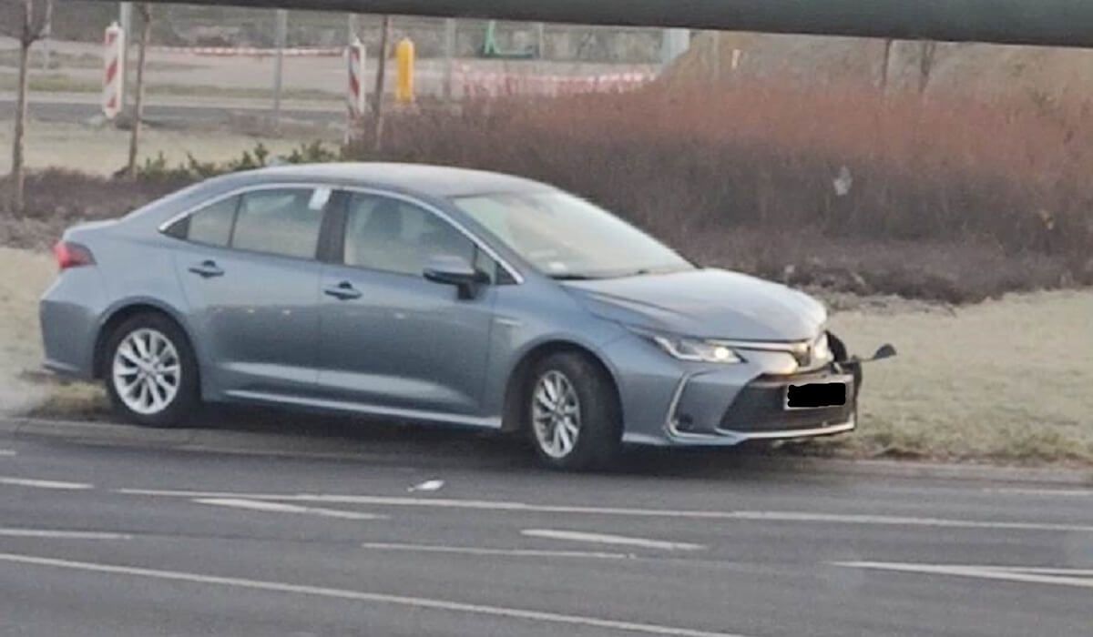 Uszkodzona toyota