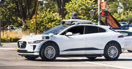 Kolejne autonomiczne taksówki w USA