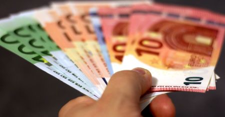 Szukają Polaków do pracy. W przeliczeniu płacą 4 tys. zł tygodniowo