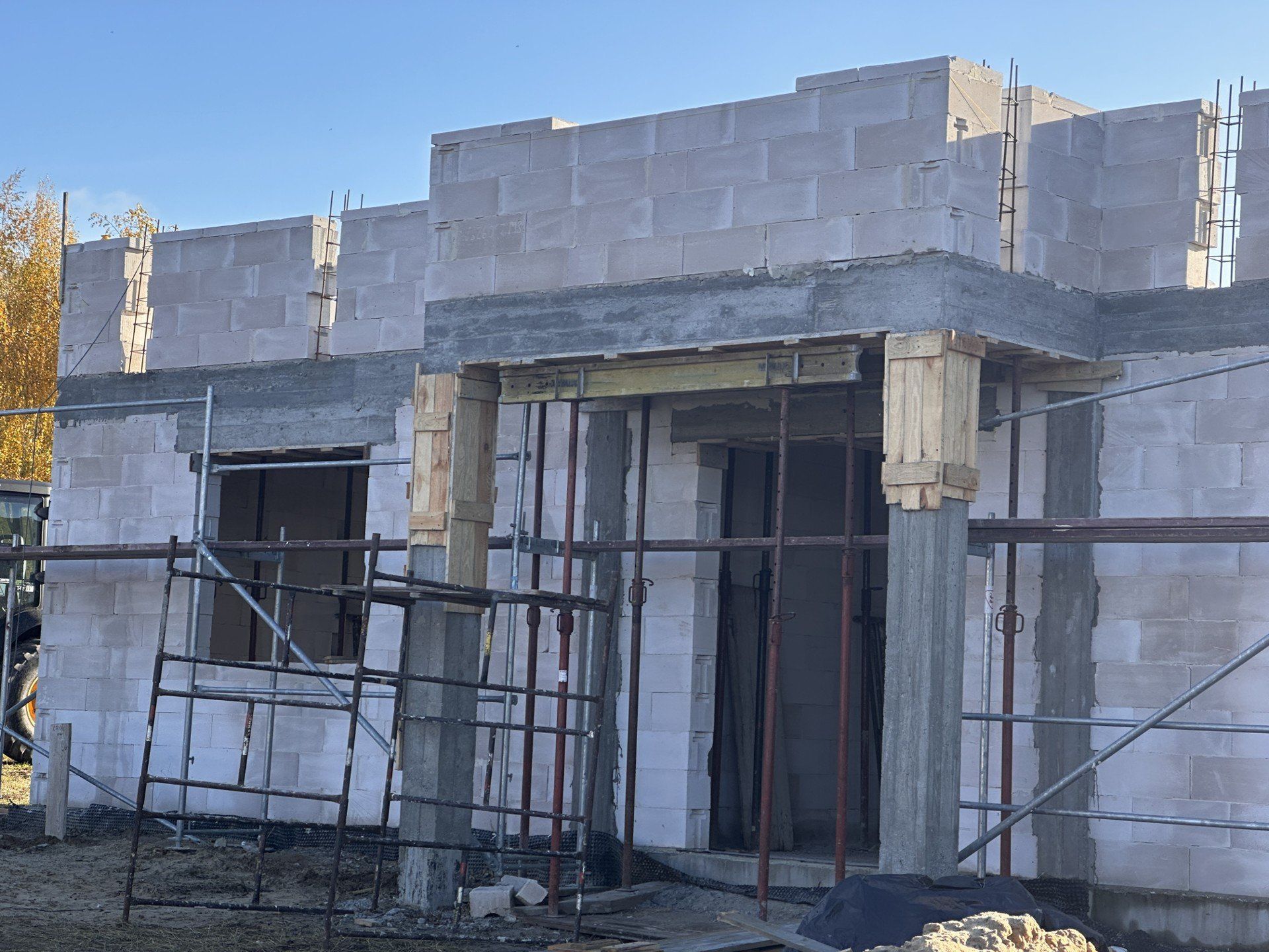 - Dokończenie budowy Domu Dziecka w Łoniowie - 570 tysięcy złotych