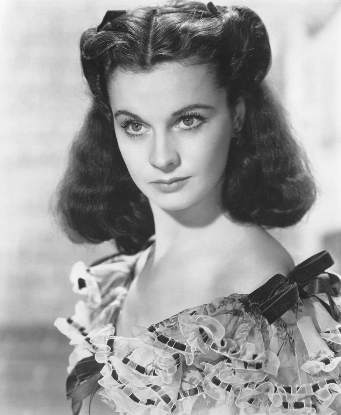 Vivien Leigh in a pose as Scarlett O'Hara for the 1939 movie 'Gone With The Wind'. (Photo by Screen Archives/Getty Images)