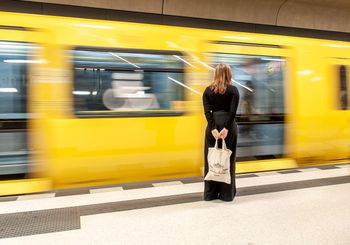 Uwaga! Utrudnienia na kolei. Pociągi w Świętokrzyskiem mocno opóźnione
