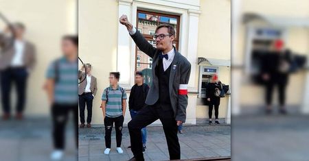 Patryk Kołbyko do nękanej dziewczyny. „Będę miał na rękach krew tęczowej hołoty”