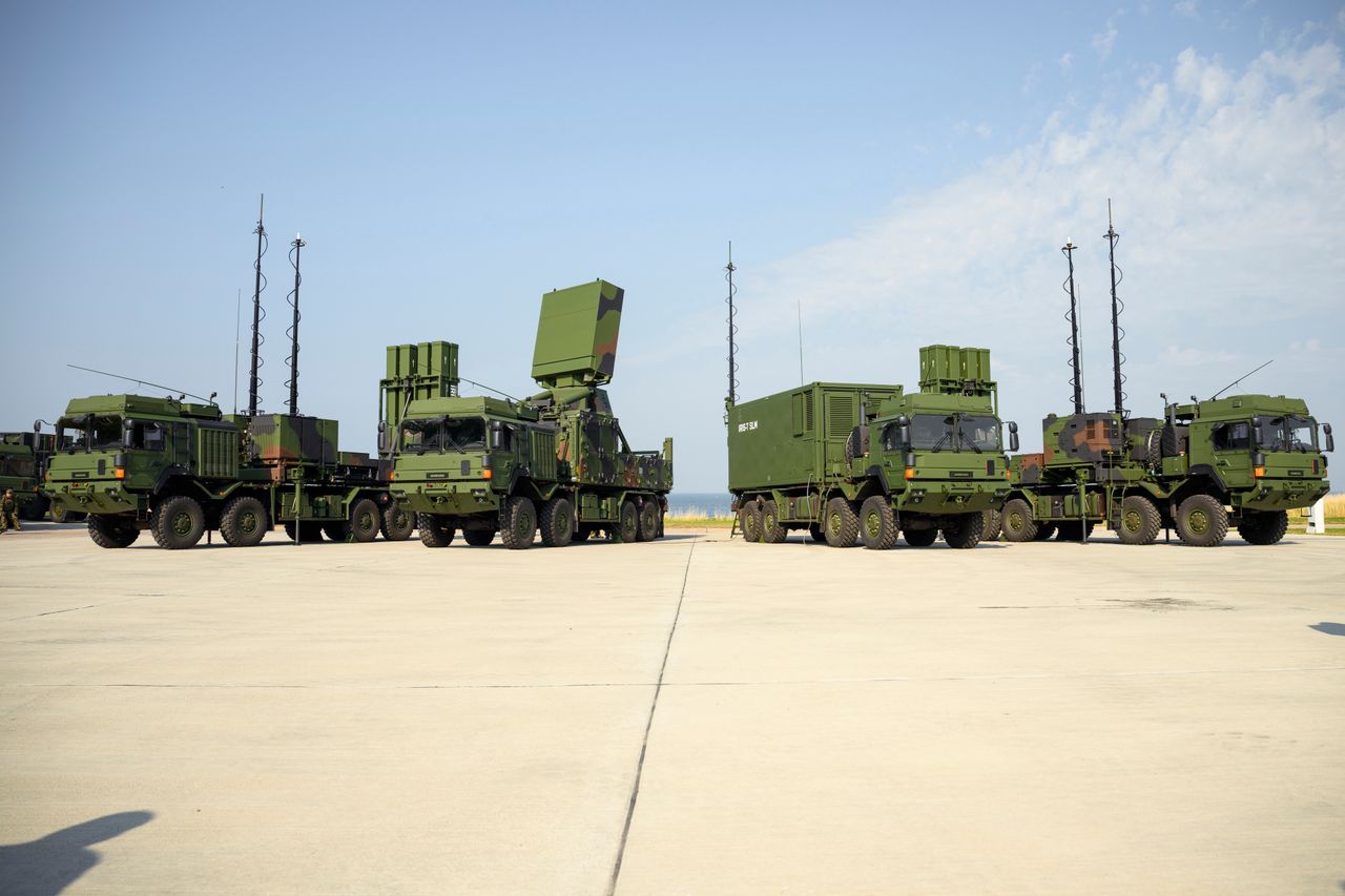 Ukraine's air defence struggles amid missile scarcity