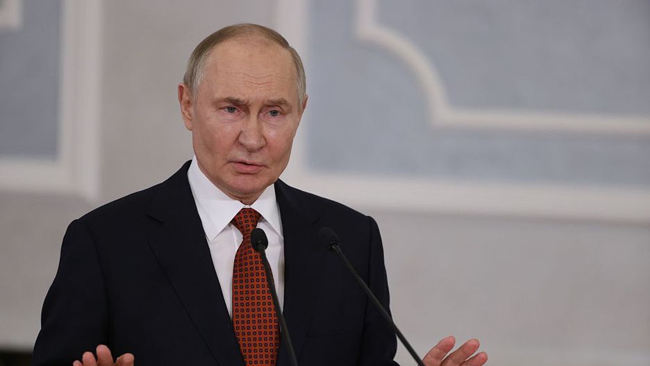 Russian President Vladimir Putin Makes Official Visit To Belarus
MINSK, BELARUS - JUNE 27: (RUSSIA OUT) Russian President Vladimir Putin speaks to journalists during his press confercence at the Palace of Independence on June 27, 2025 in Minsk, Belarus. Russian President Vladimir Putin finished his two-day visit to Belarus, where he attended the Eurasian Economic Union Summit. (Photo by Contributor/Getty Images)
Contributor